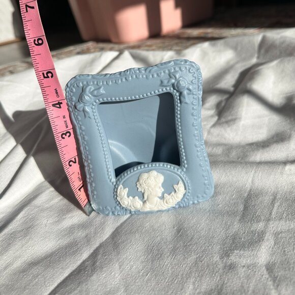 Vintage Blue Ceramic Photo Frame Set – Victorian Cameo Design - Picture 9 of 14